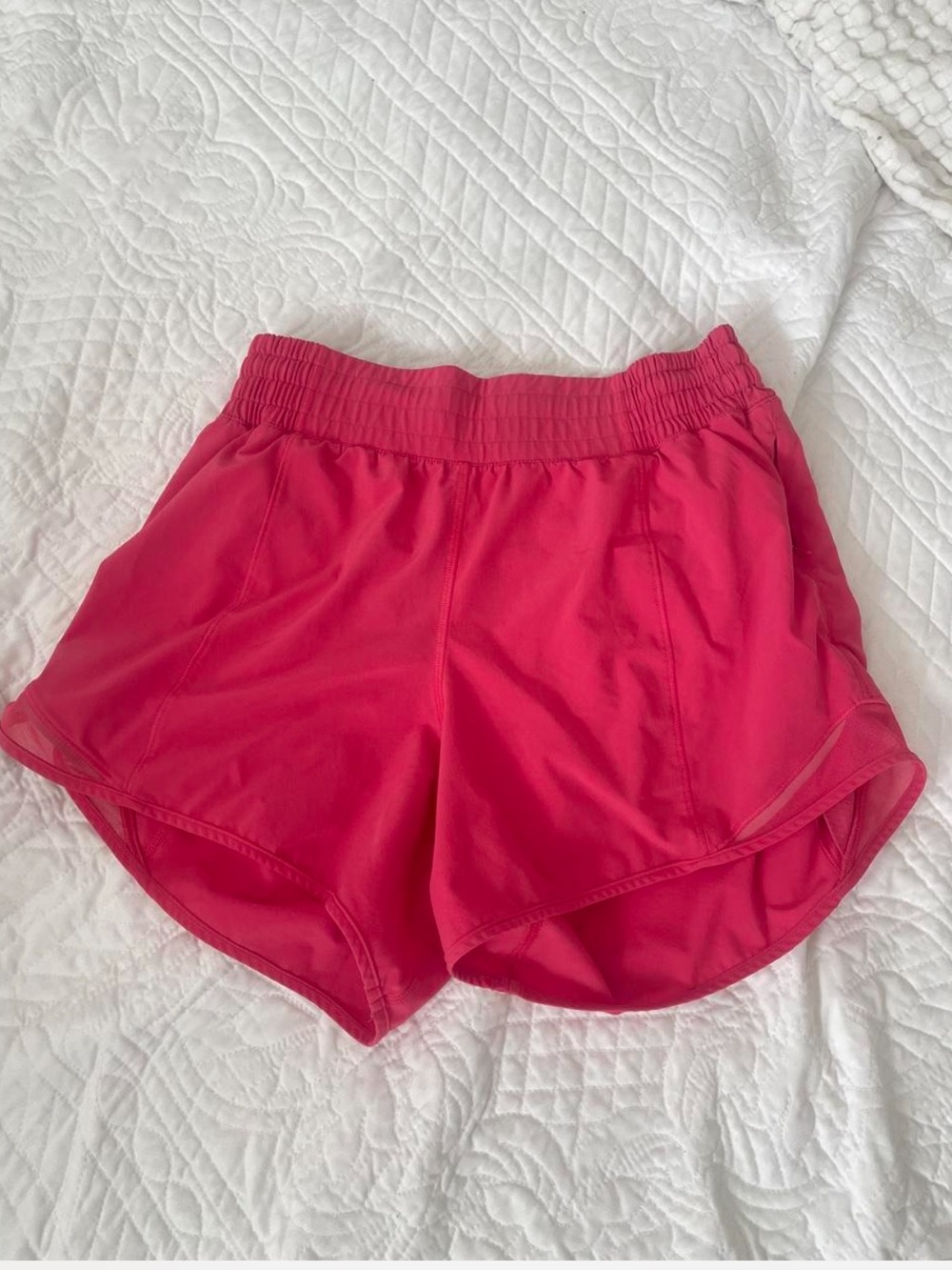 Lululemon Pink Hotty Hot Shorts 4” Size 6